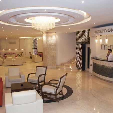 Esat Hotel Kusadasi Luaran gambar