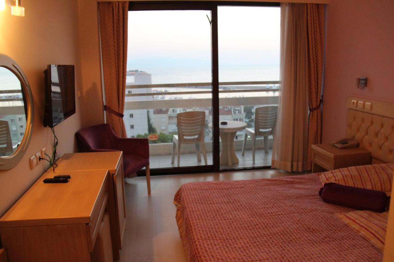 Esat Hotel Kusadasi Luaran gambar