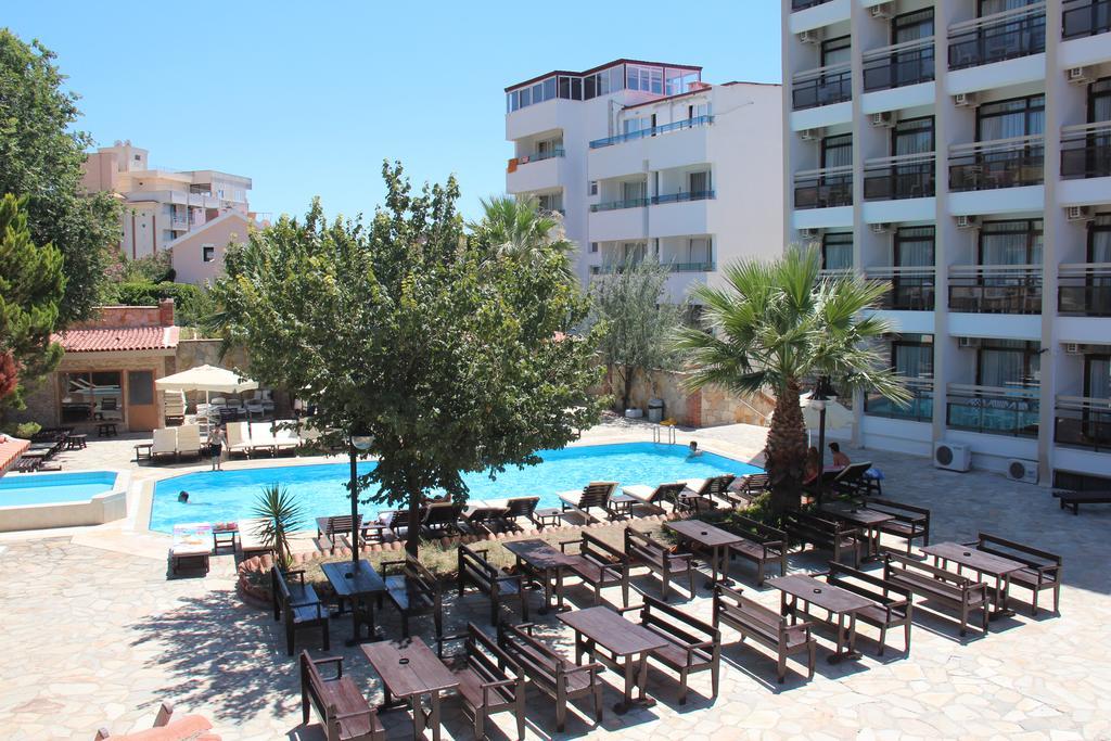 Esat Hotel Kusadasi Luaran gambar