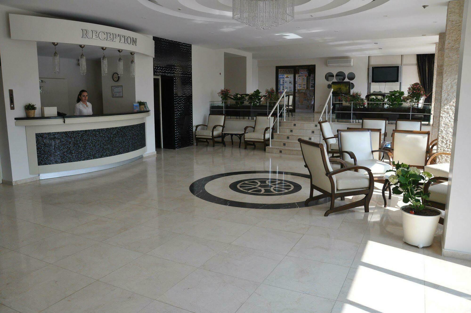 Esat Hotel Kusadasi Luaran gambar