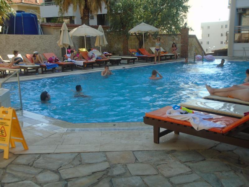 Esat Hotel Kusadasi Luaran gambar